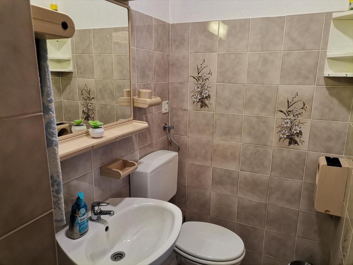 Apartment Studio Zvonka Замбратия Экстерьер фото