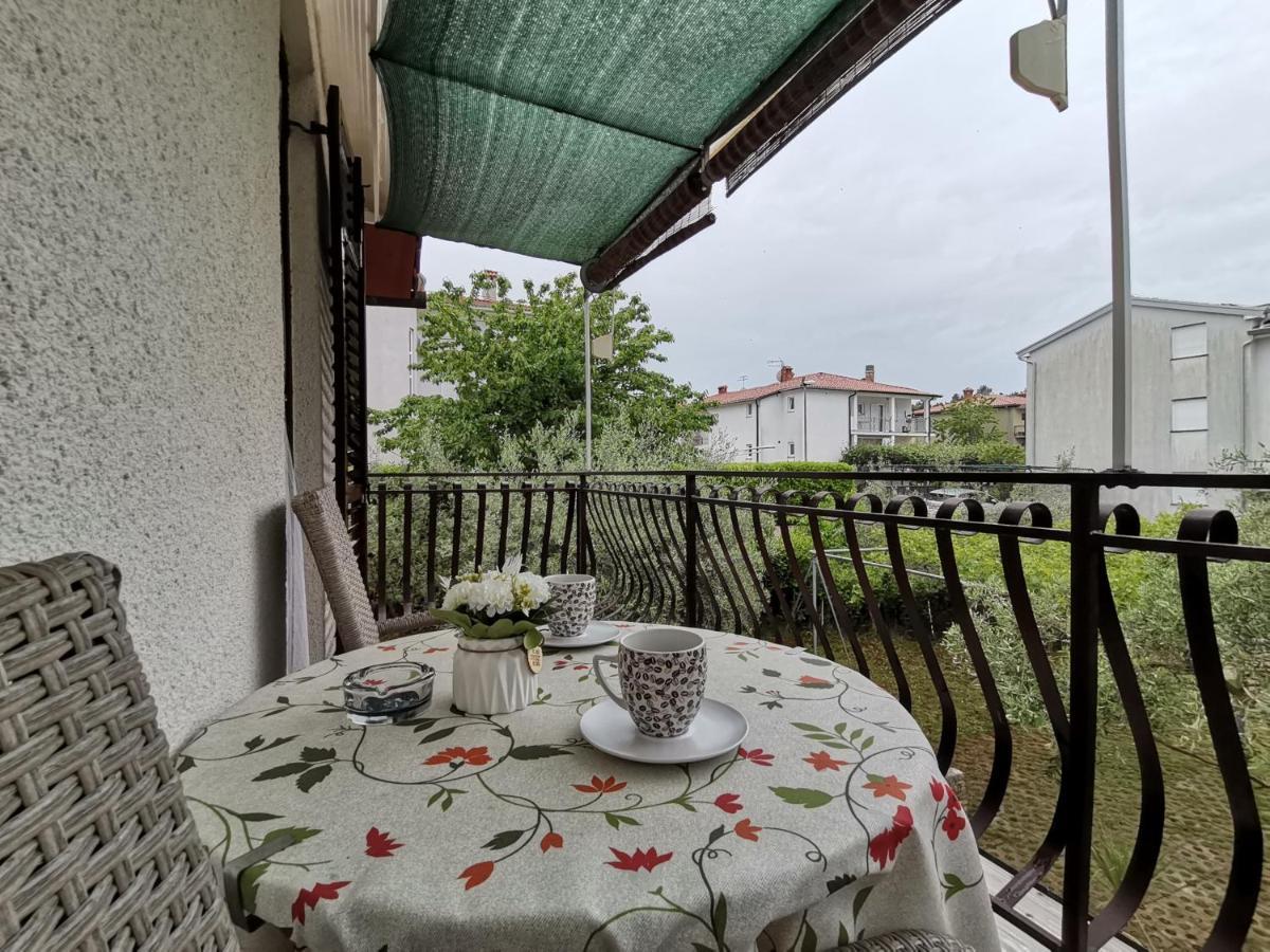 Apartment Studio Zvonka Замбратия Экстерьер фото